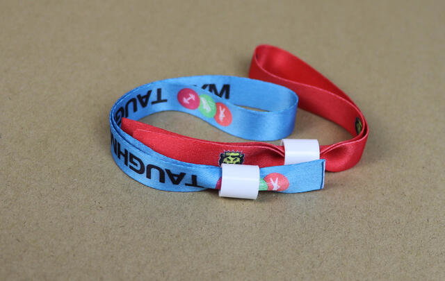 Bracelets de festival tissés image de 15 mm de large