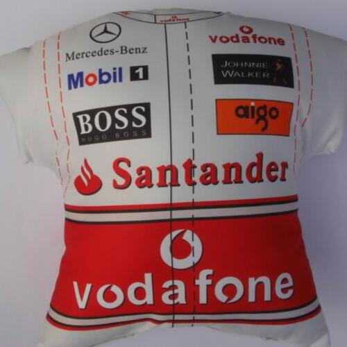 Coussin 38x35cm (forme de t-shirt) image